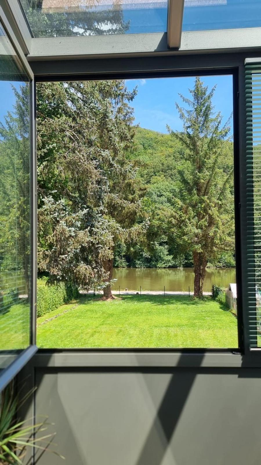 Вилла Le Sapin Bleu Hastiere-par-dela Экстерьер фото